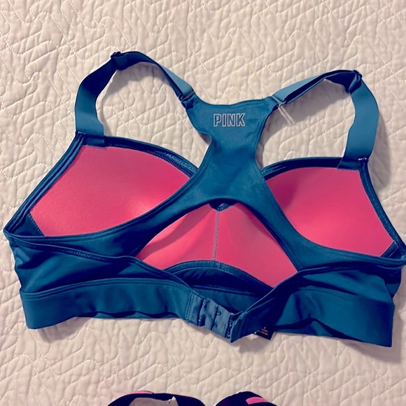 Victoria Secret Sports Bra size small and medium but both fit about the same. - Picture 3 of 6